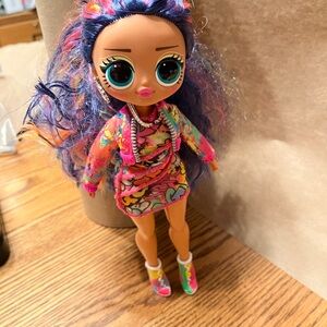 LOL Surprise OMG Sketches Fashion Doll with Rainbow Hair 2019 MGA